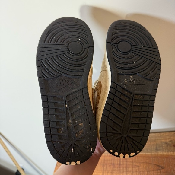 Men's Air Jordan 1 Mid Shoes, Size 10.5 - Picture 10 of 10